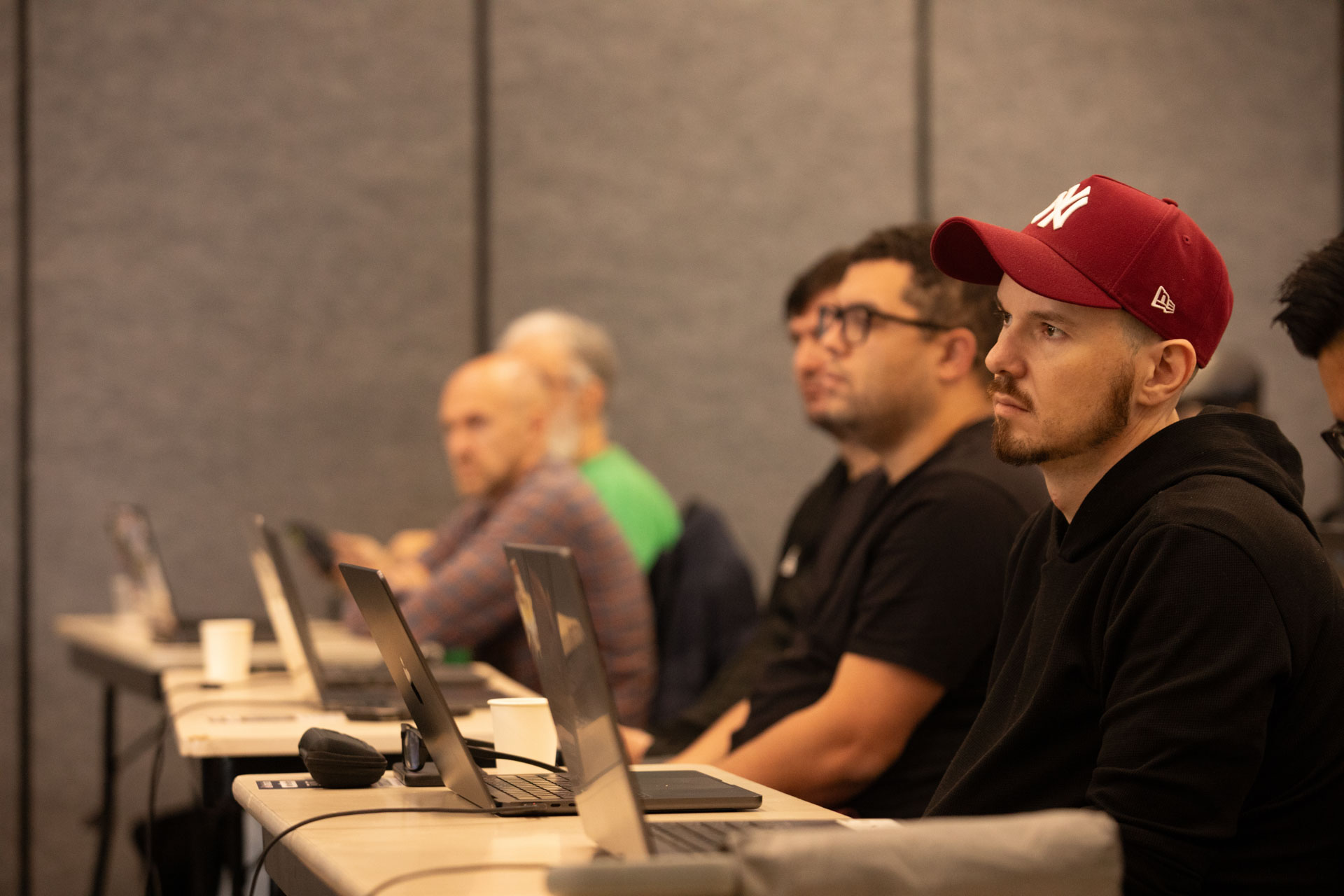 GopherCon LATAM 2026 — attendees following along on laptops during the workshop.