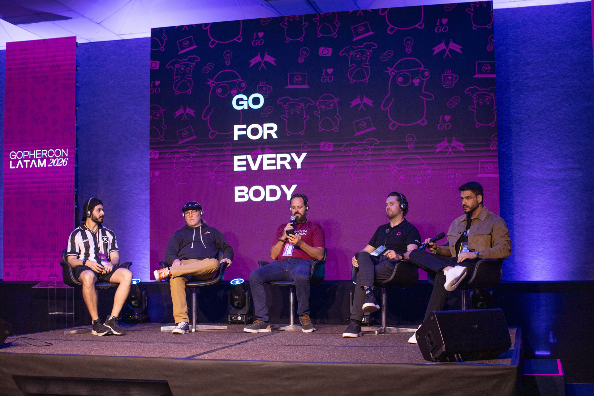 GopherCon LATAM 2026 — the Go For Everybody panel on the main stage with Bill Kennedy.